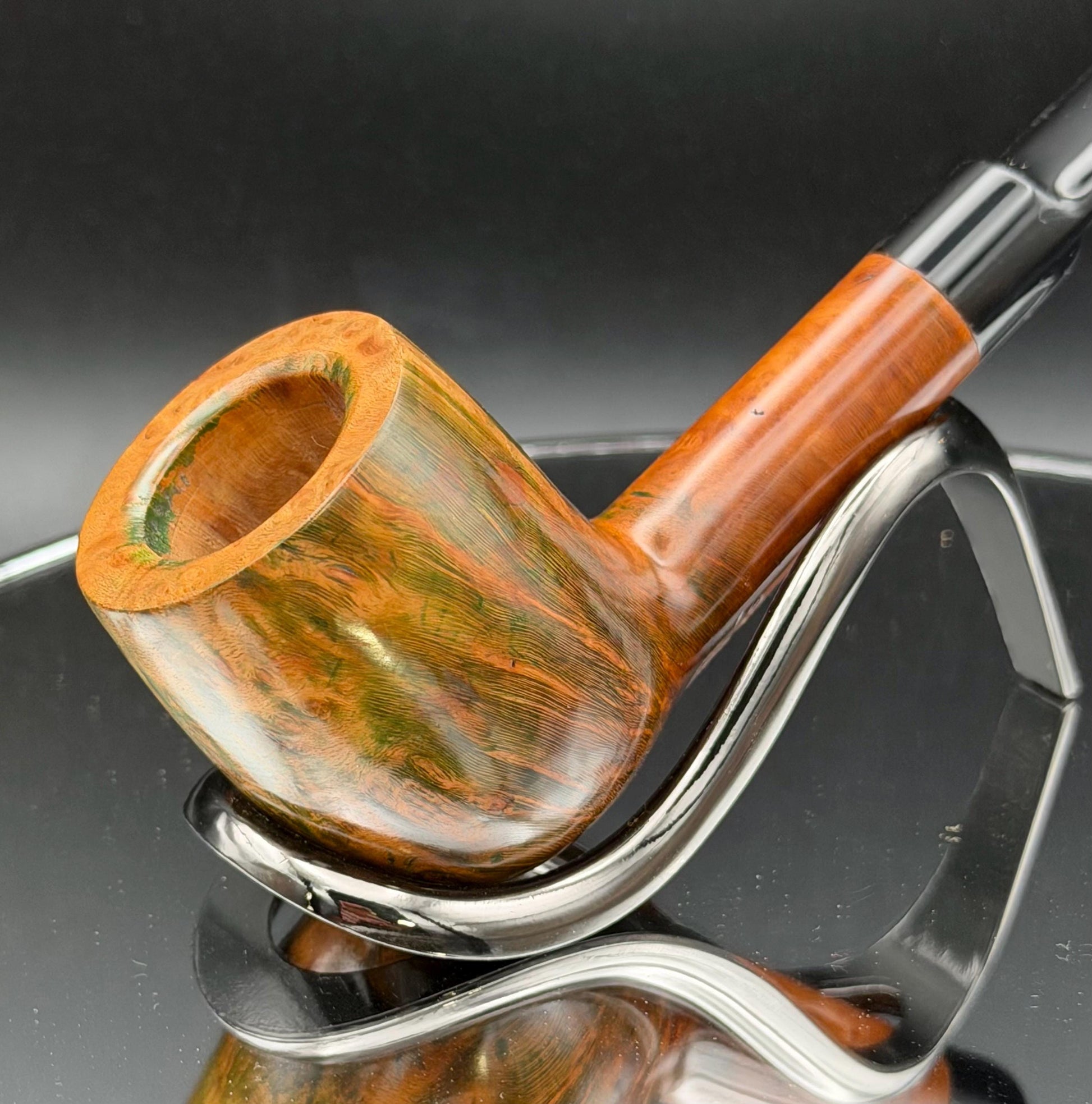 Handmade briar tobacco pipe