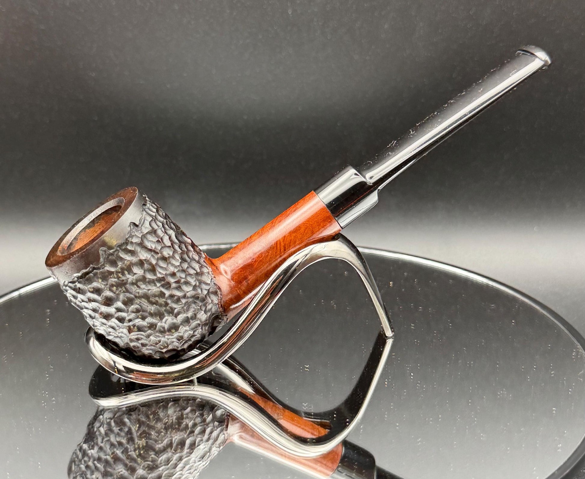 Handmade briar tobacco pipe
