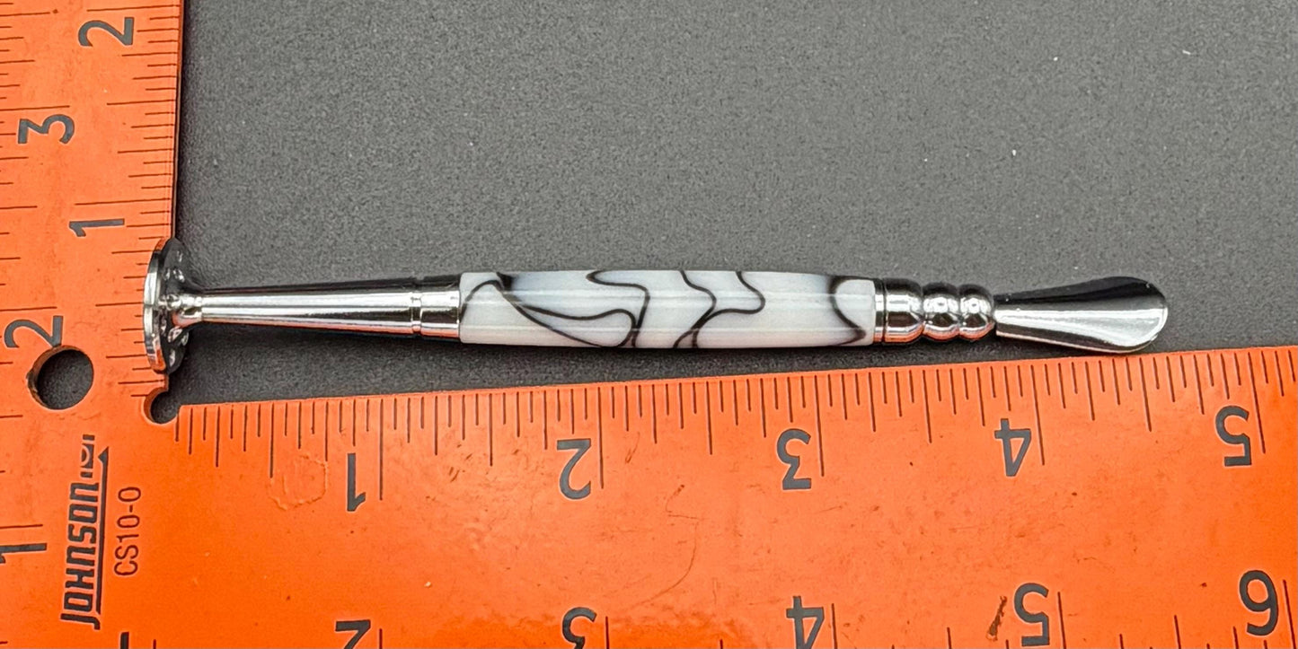 Fancy tobacco pipe tamper