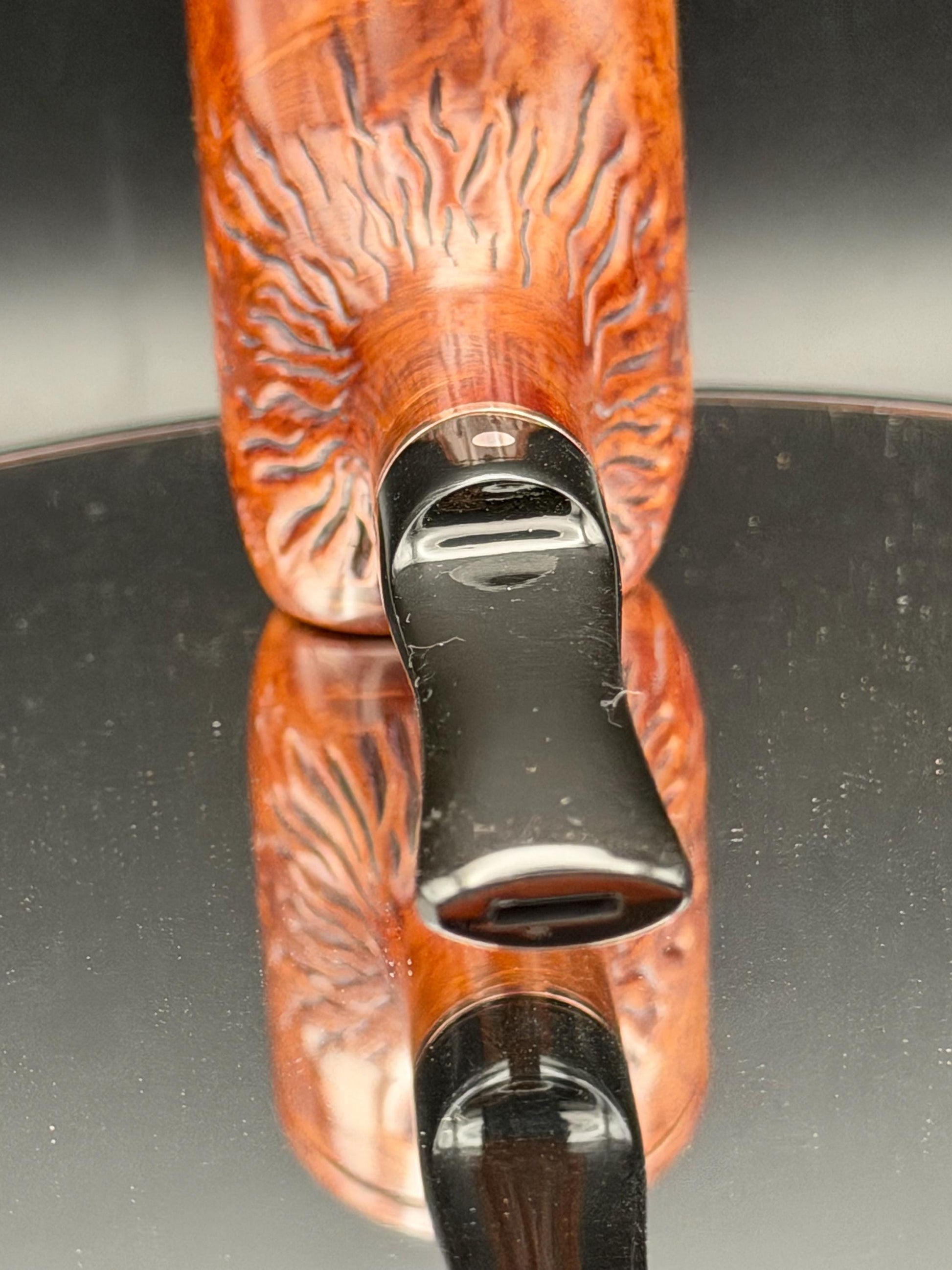 Handmade briar tobacco pipe