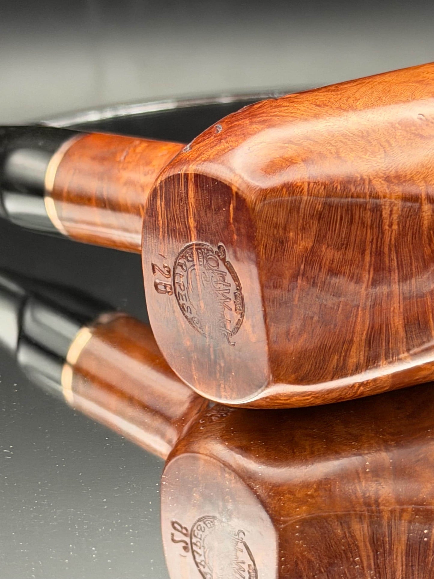 Handmade briar tobacco pipe