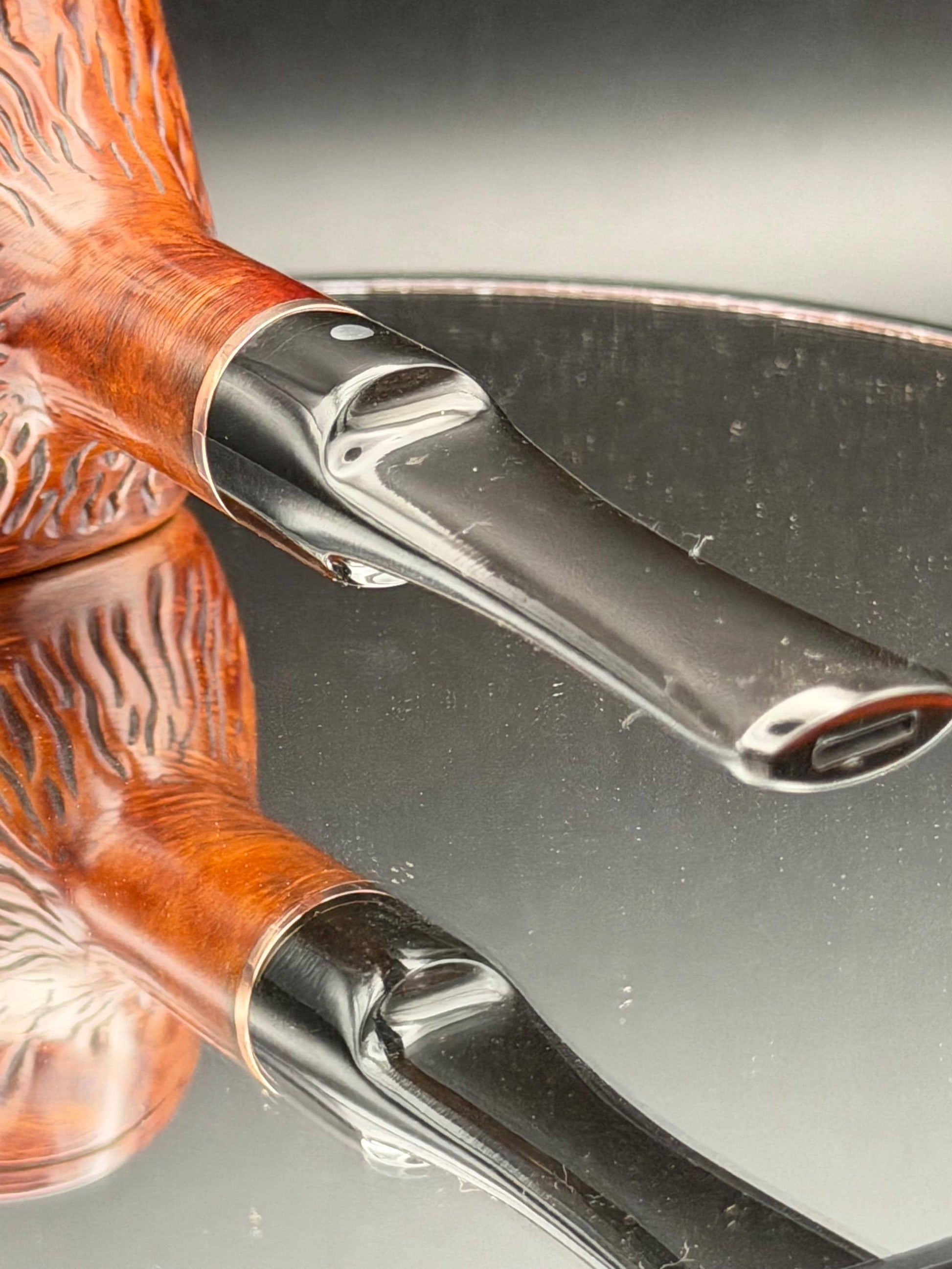 Handmade briar tobacco pipe