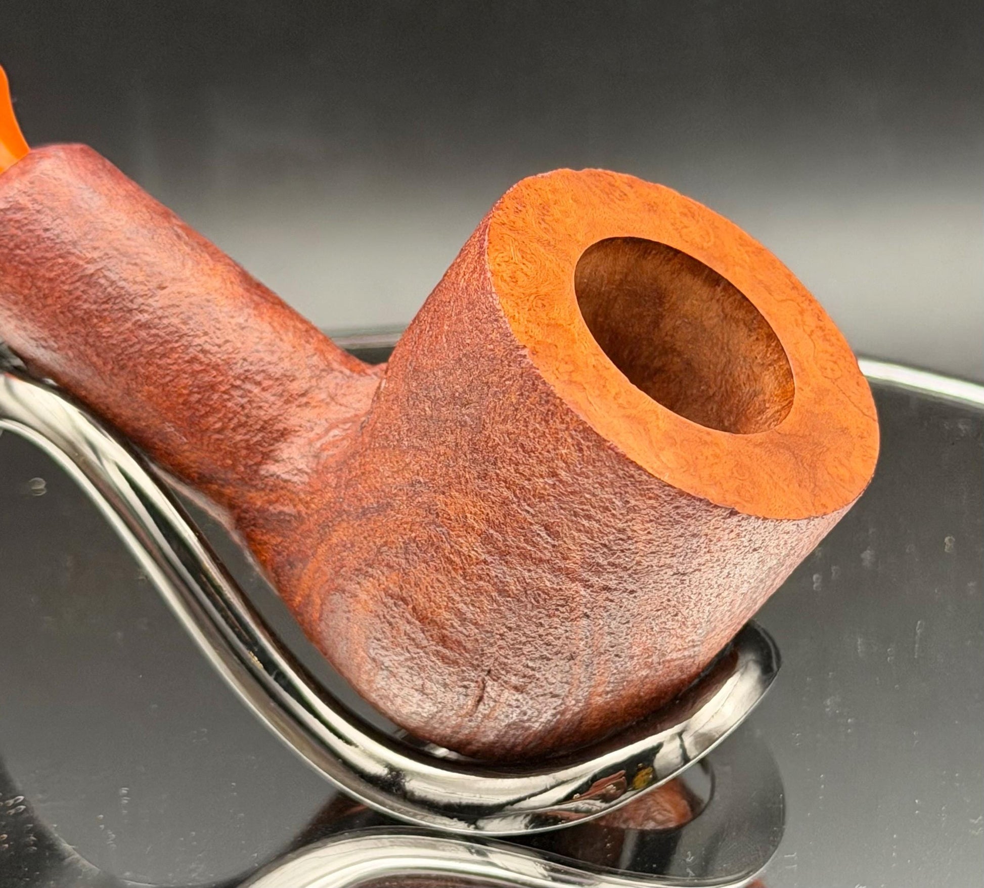 Handmade briar tobacco pipe