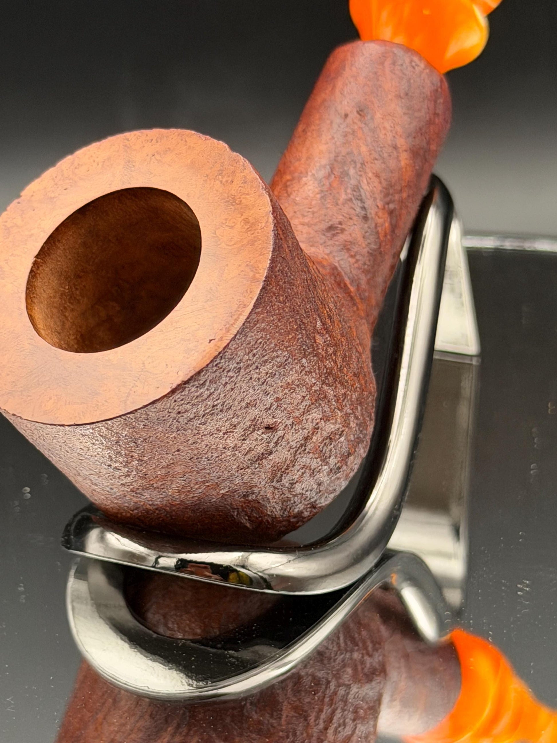 Handmade briar tobacco pipe
