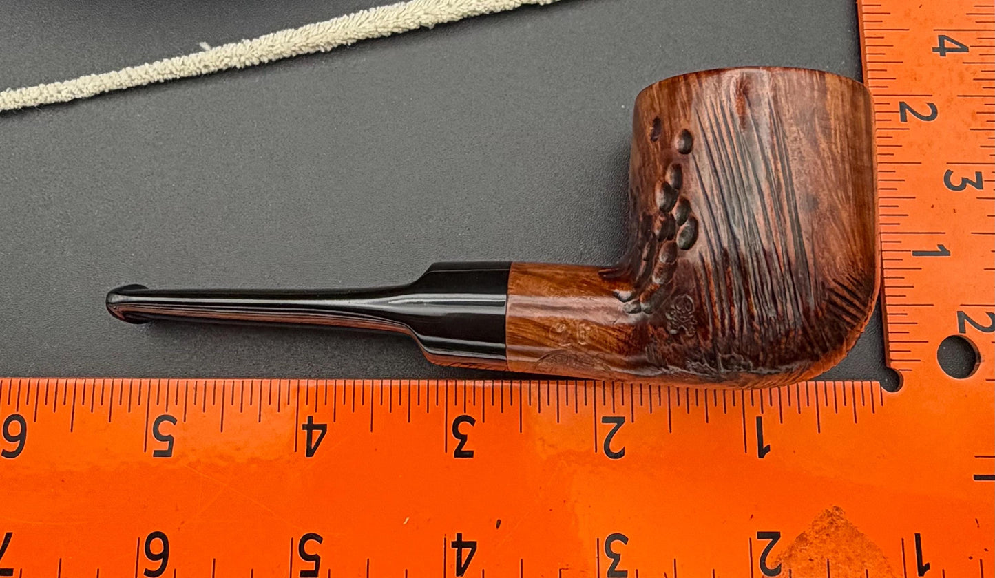 Handmade briar tobacco pipe