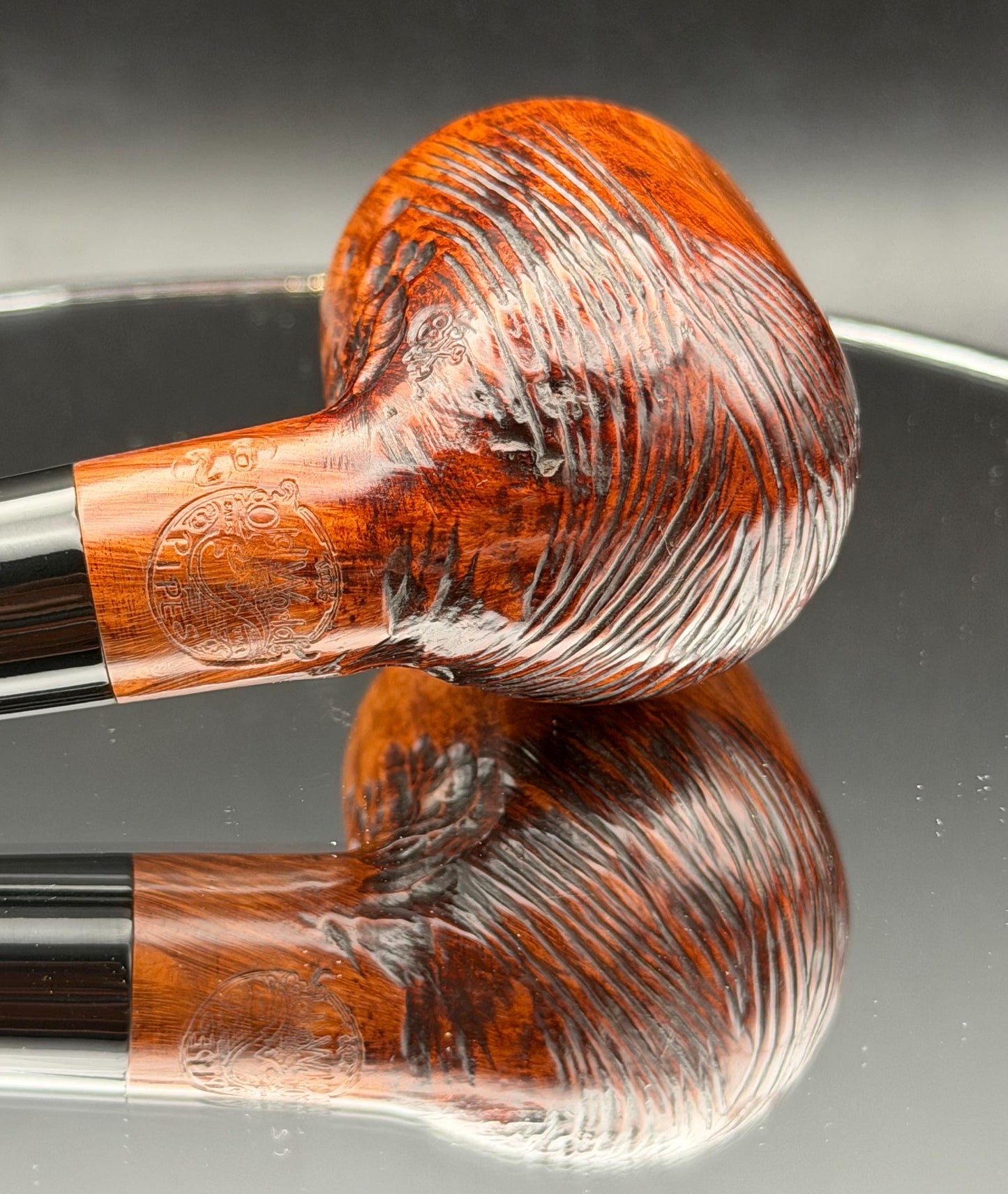 Handmade briar tobacco pipe