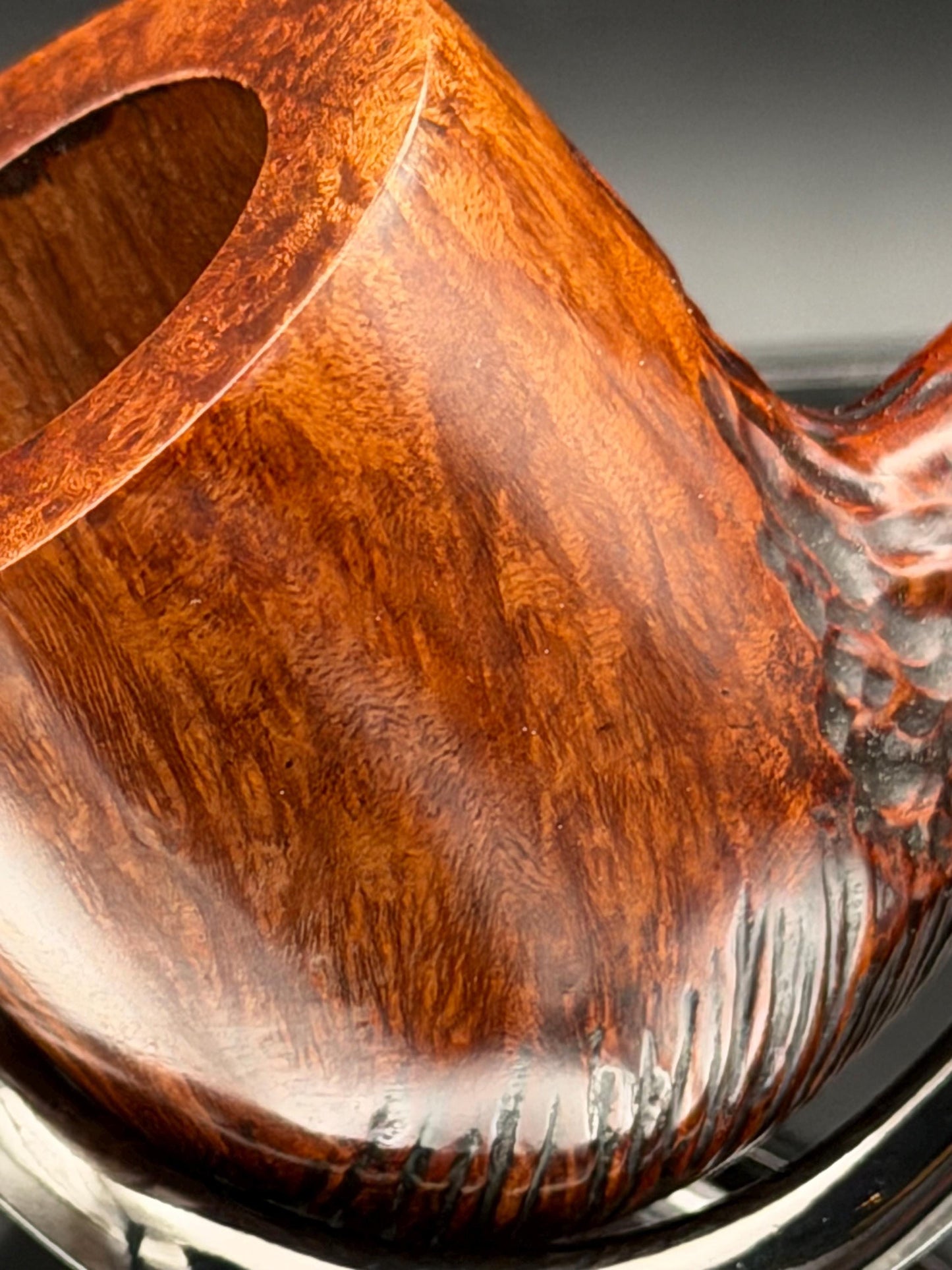 Handmade briar tobacco pipe