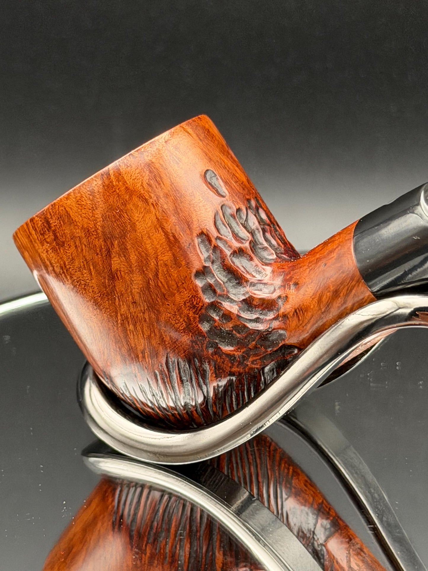 Handmade briar tobacco pipe