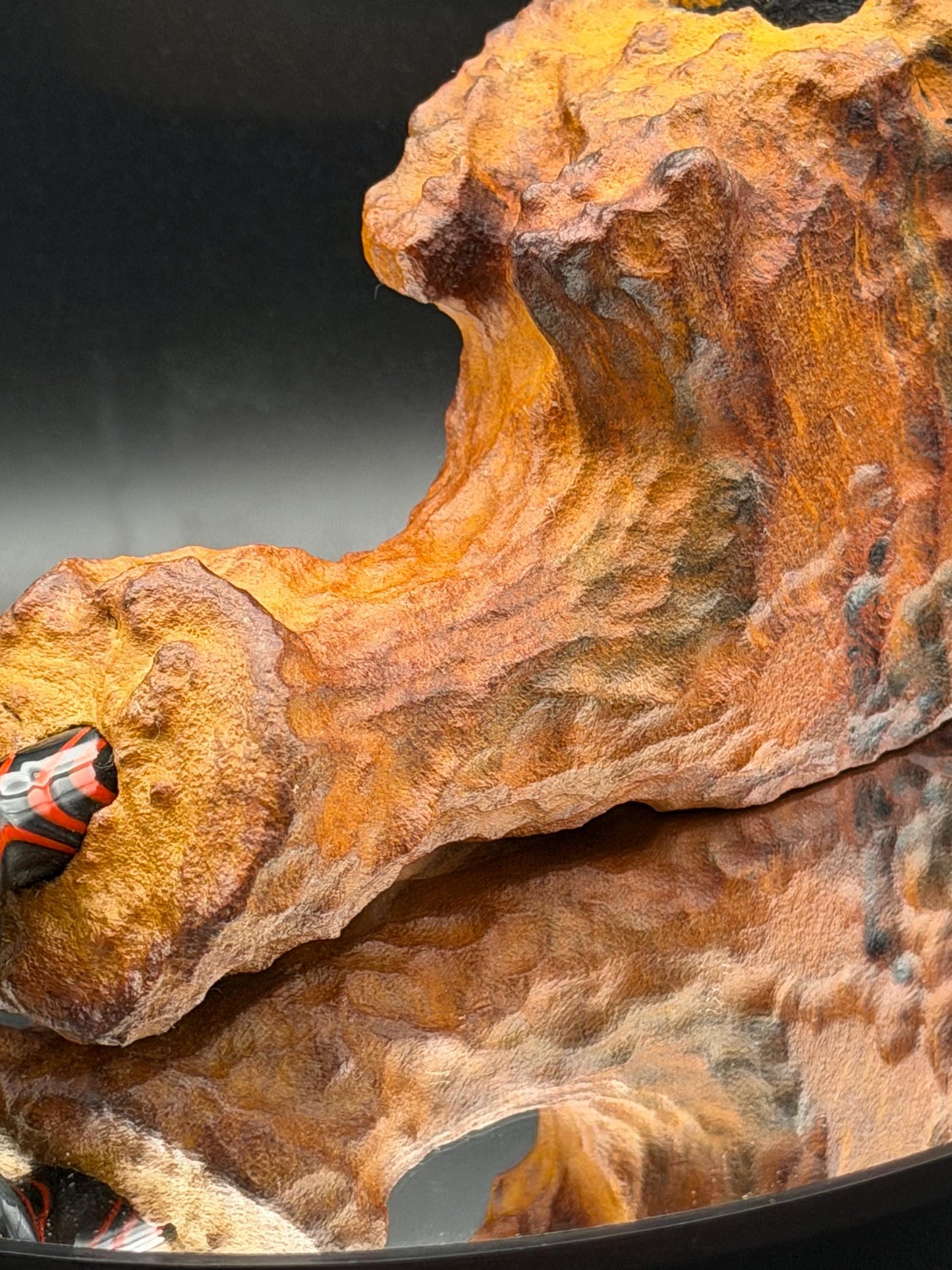 Handmade briar tobacco pipe