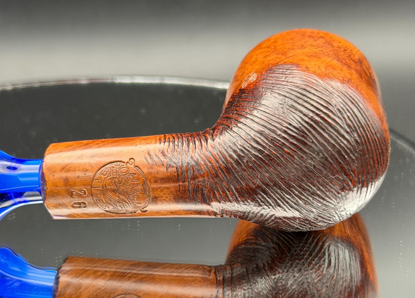 Handmade briar tobacco pipe