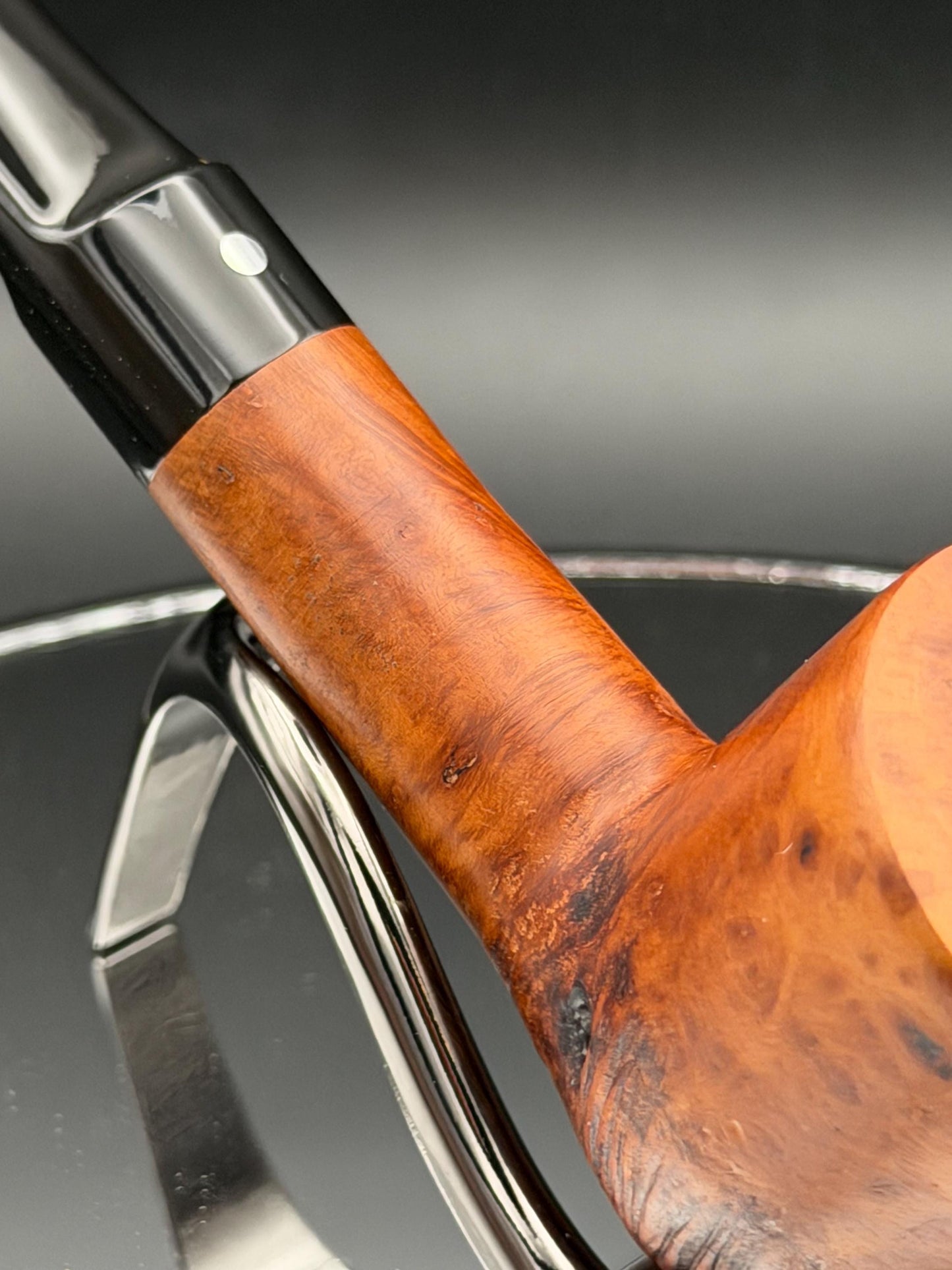 Handmade briar tobacco pipe
