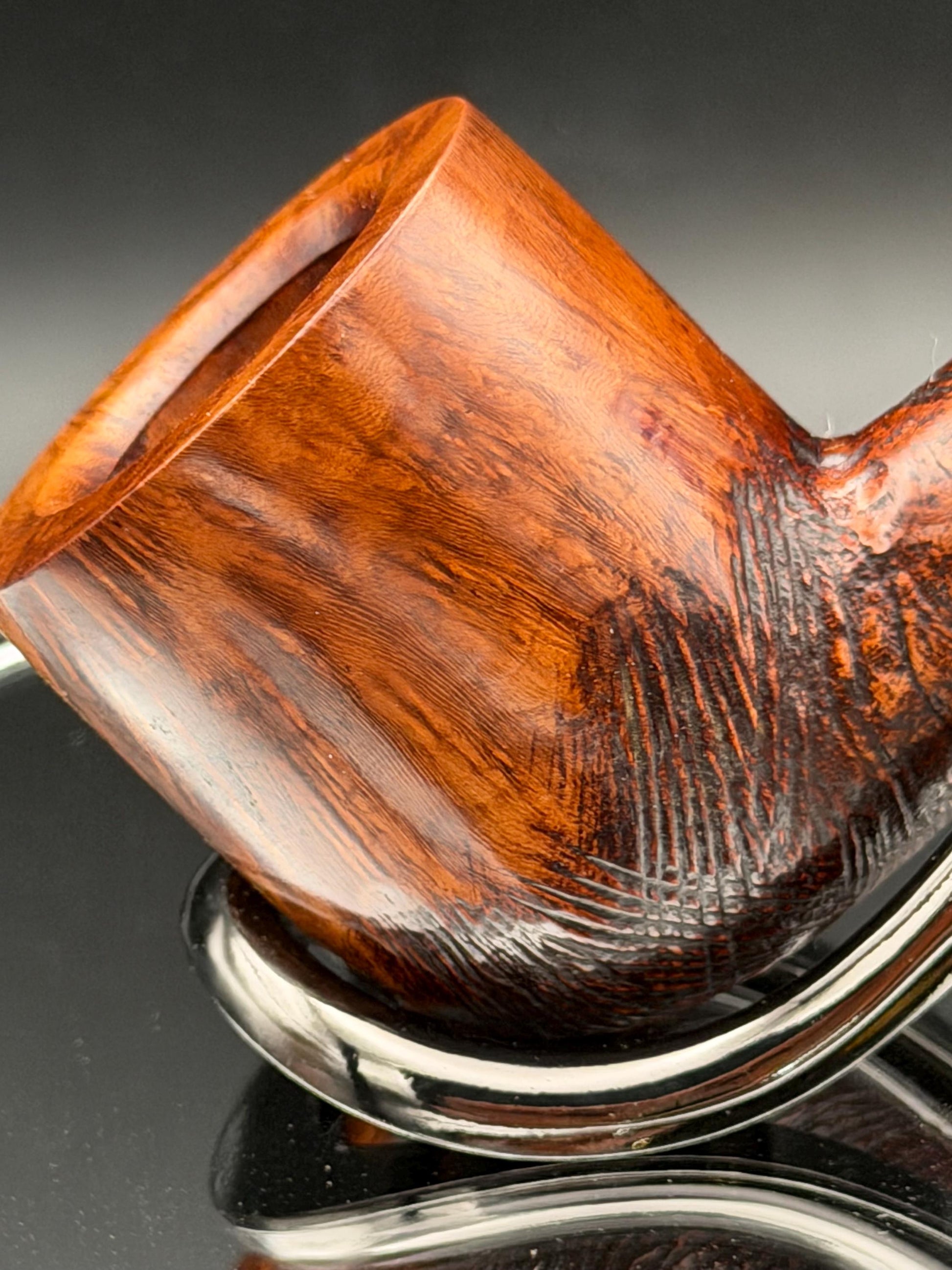Handmade briar tobacco pipe
