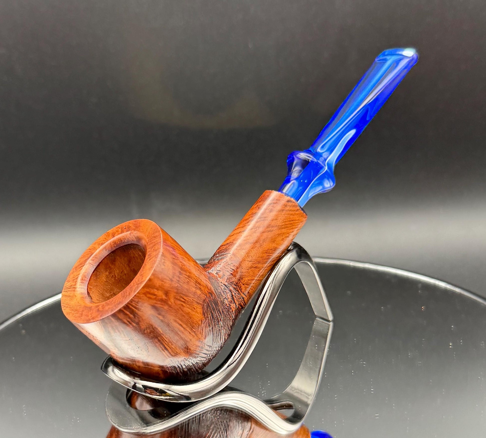Handmade briar tobacco pipe