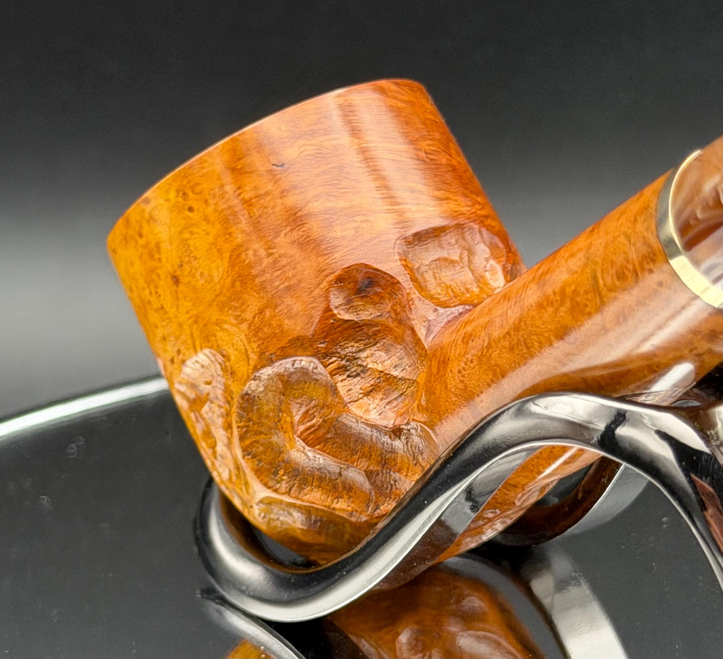 Handmade briar tobacco pipe