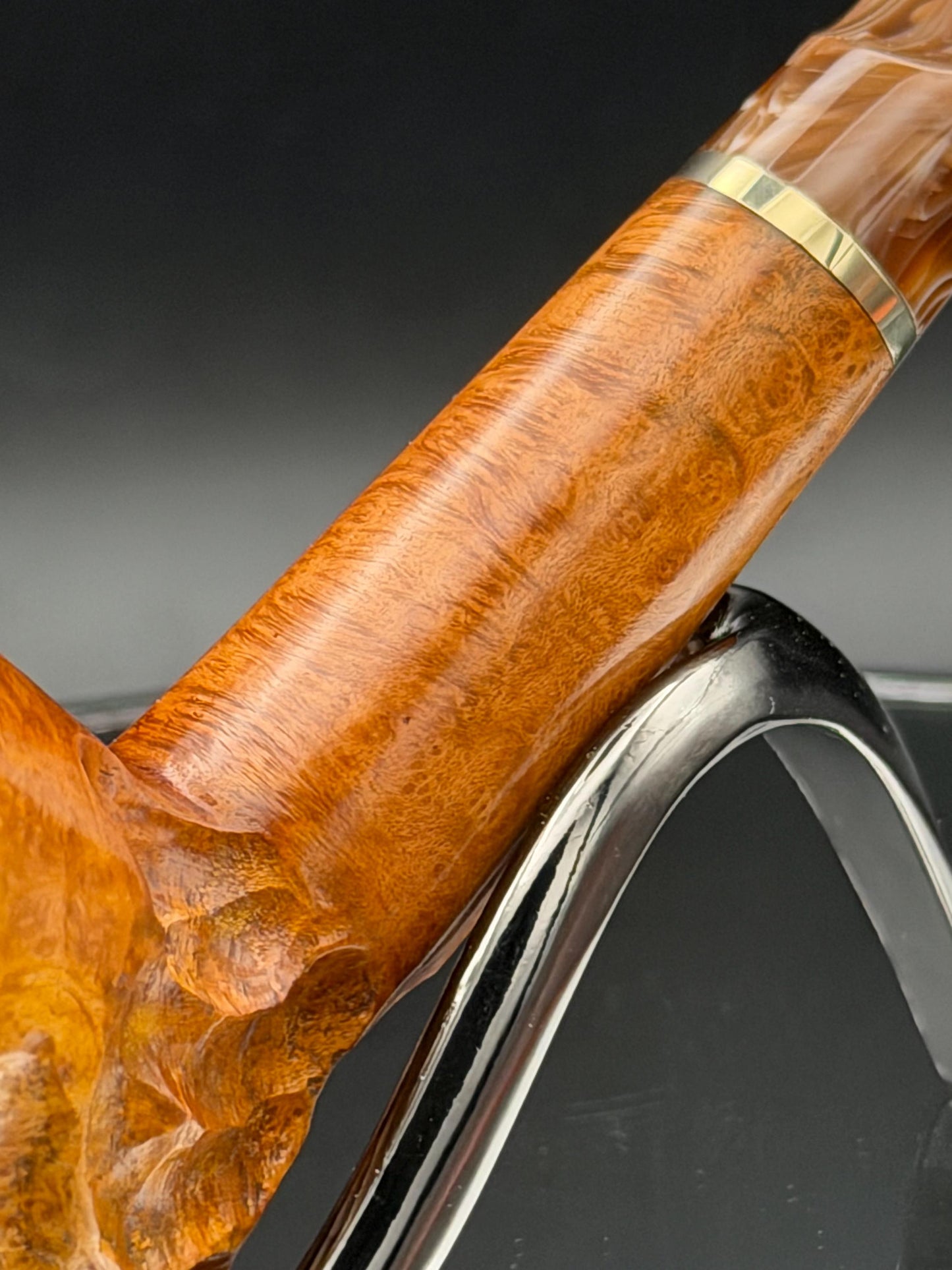 Handmade briar tobacco pipe