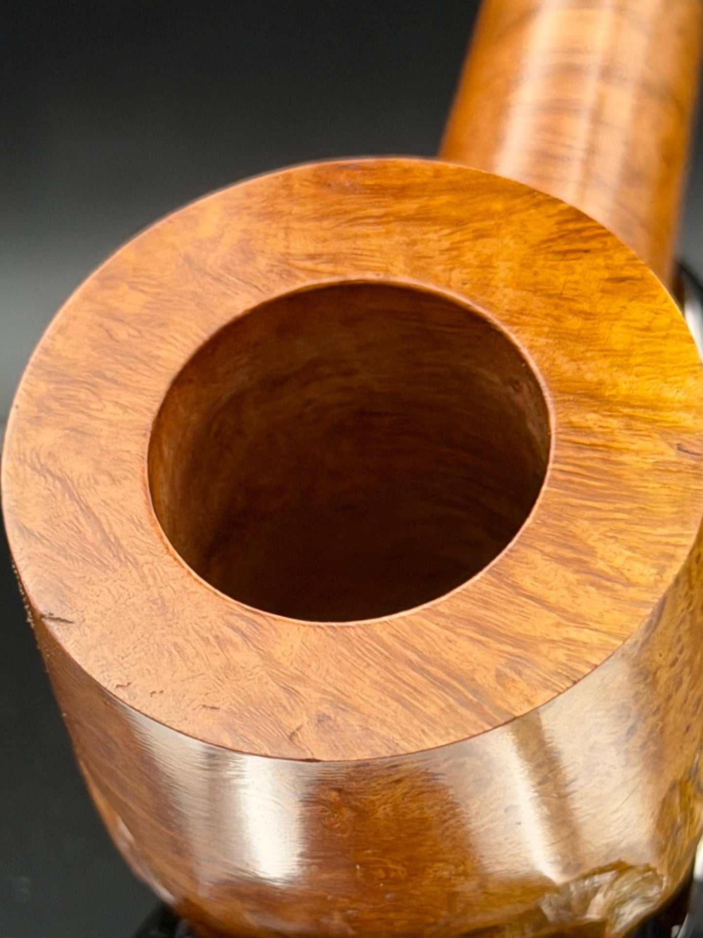 Handmade briar tobacco pipe