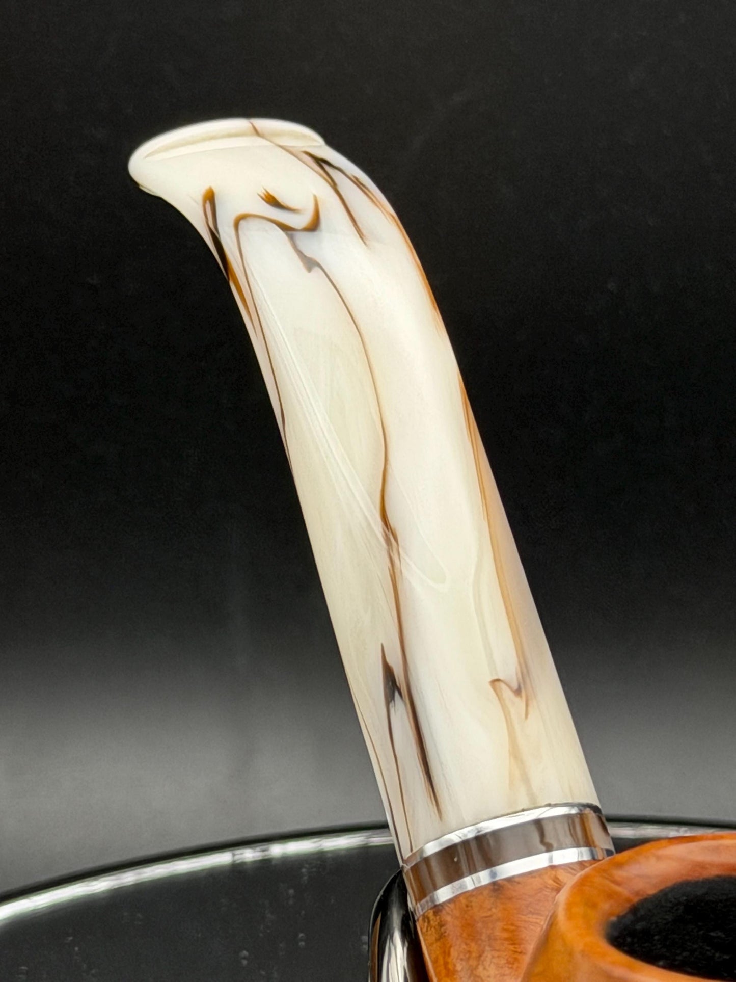 Handmade briar tobacco pipe