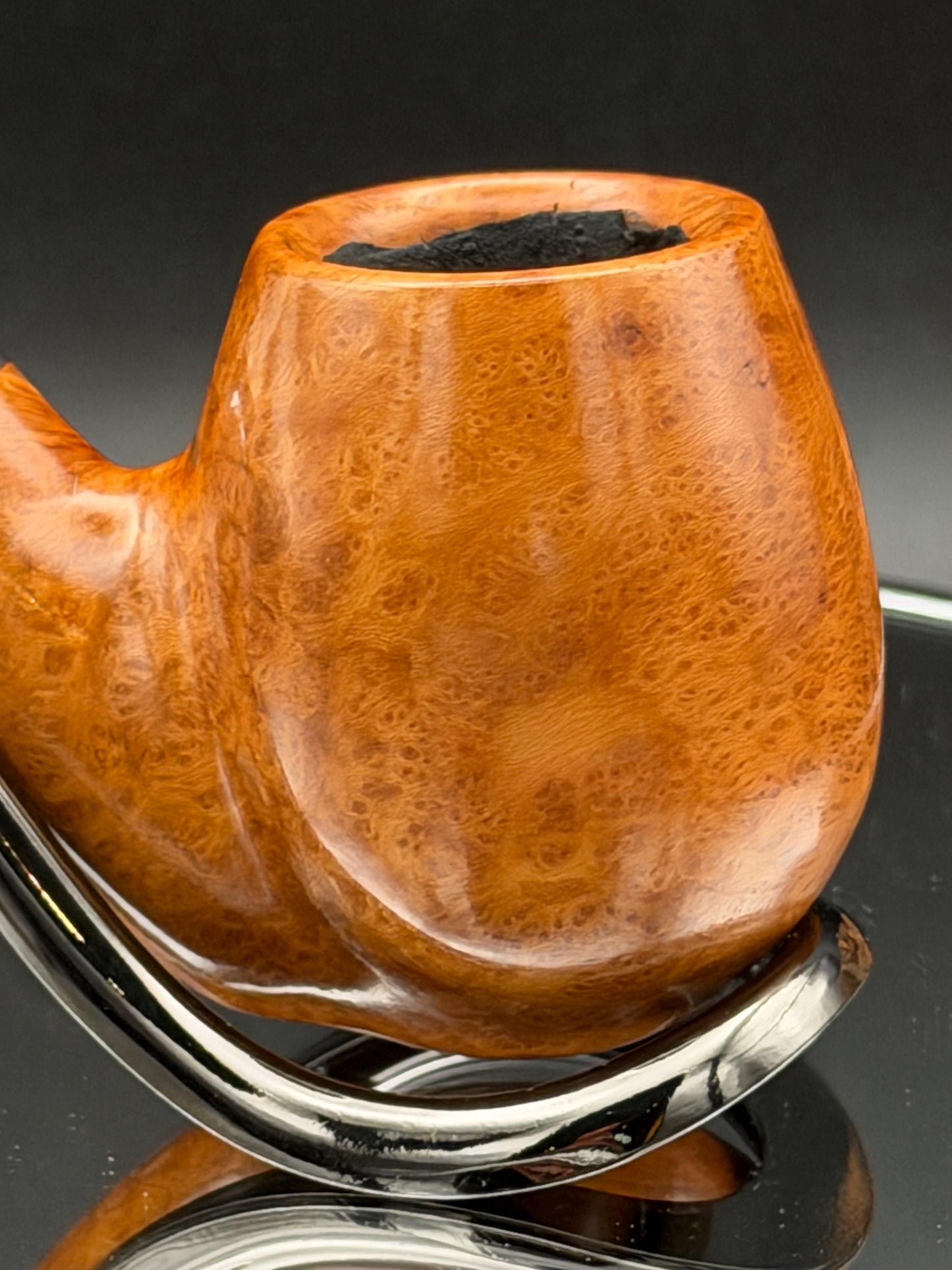 Handmade briar tobacco pipe