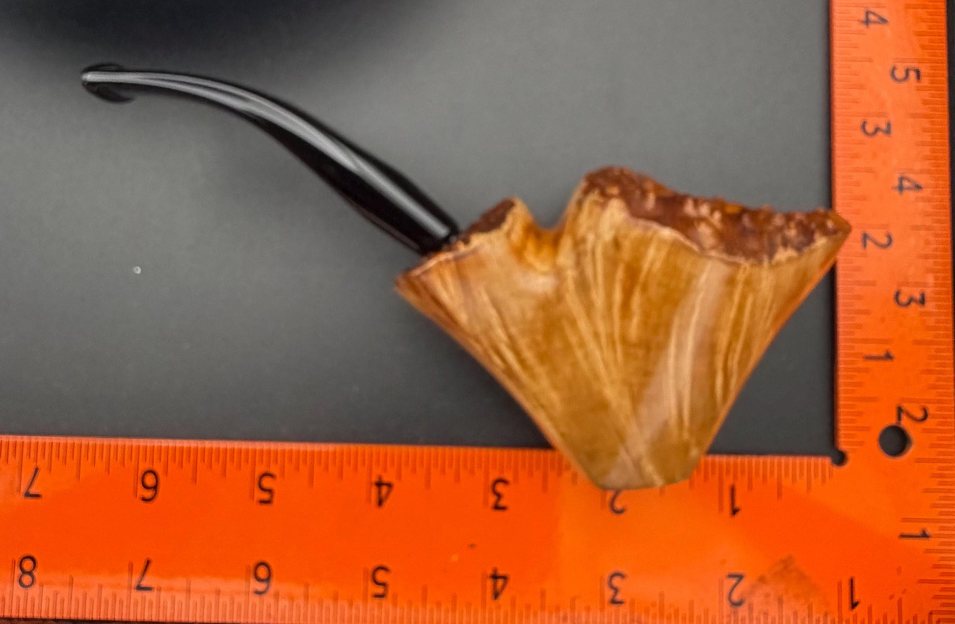 Handmade briar tobacco pipe