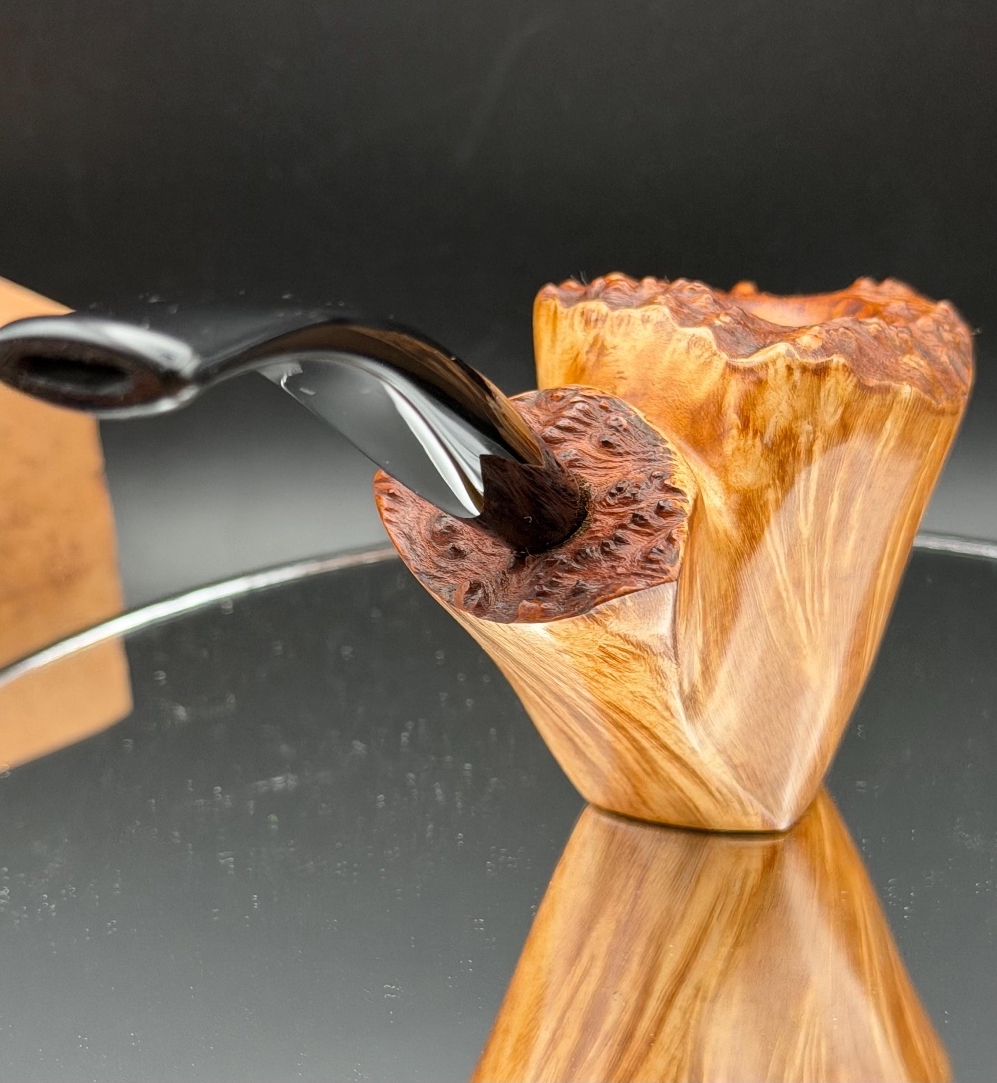 Handmade briar tobacco pipe