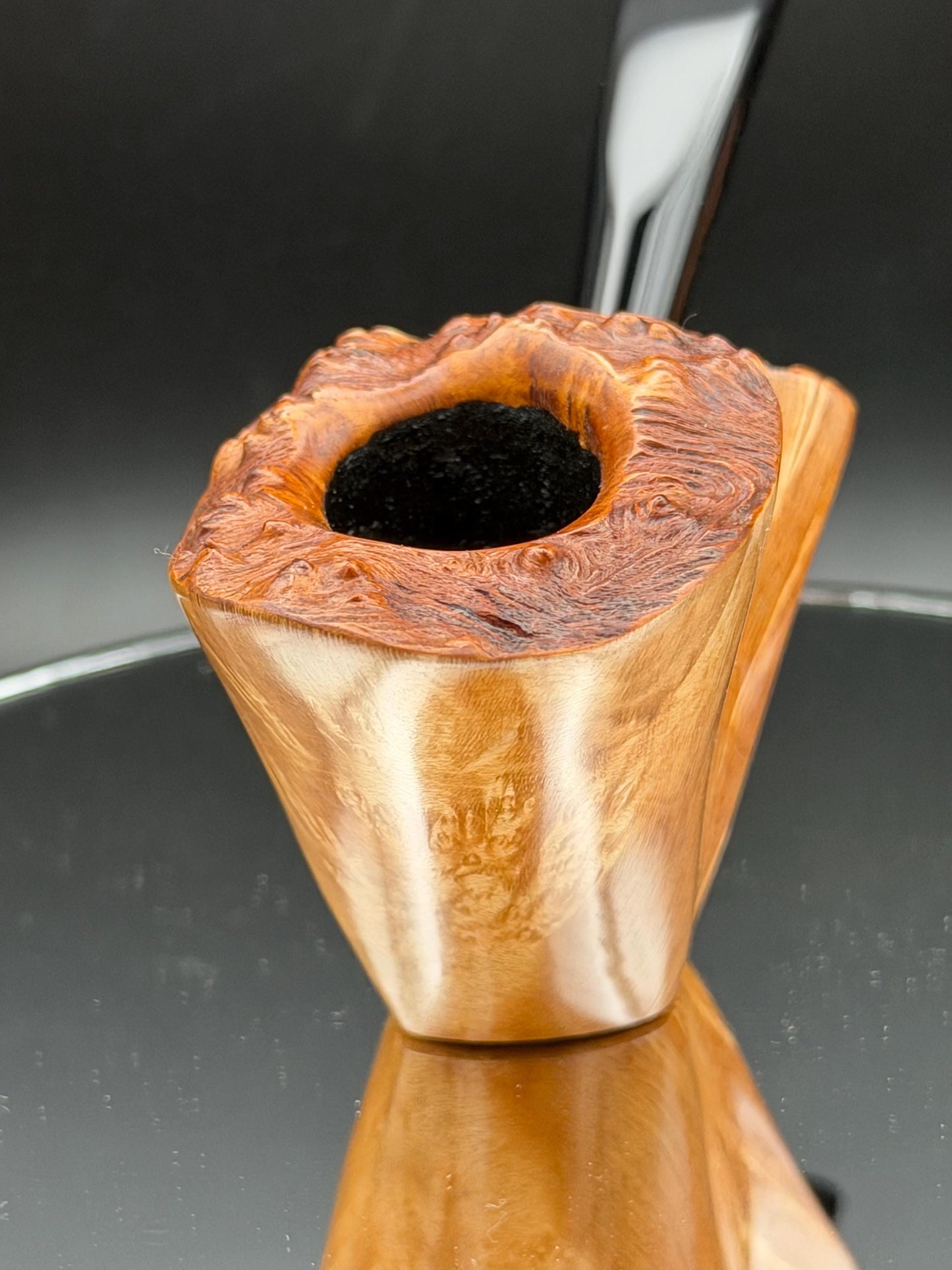 Handmade briar tobacco pipe