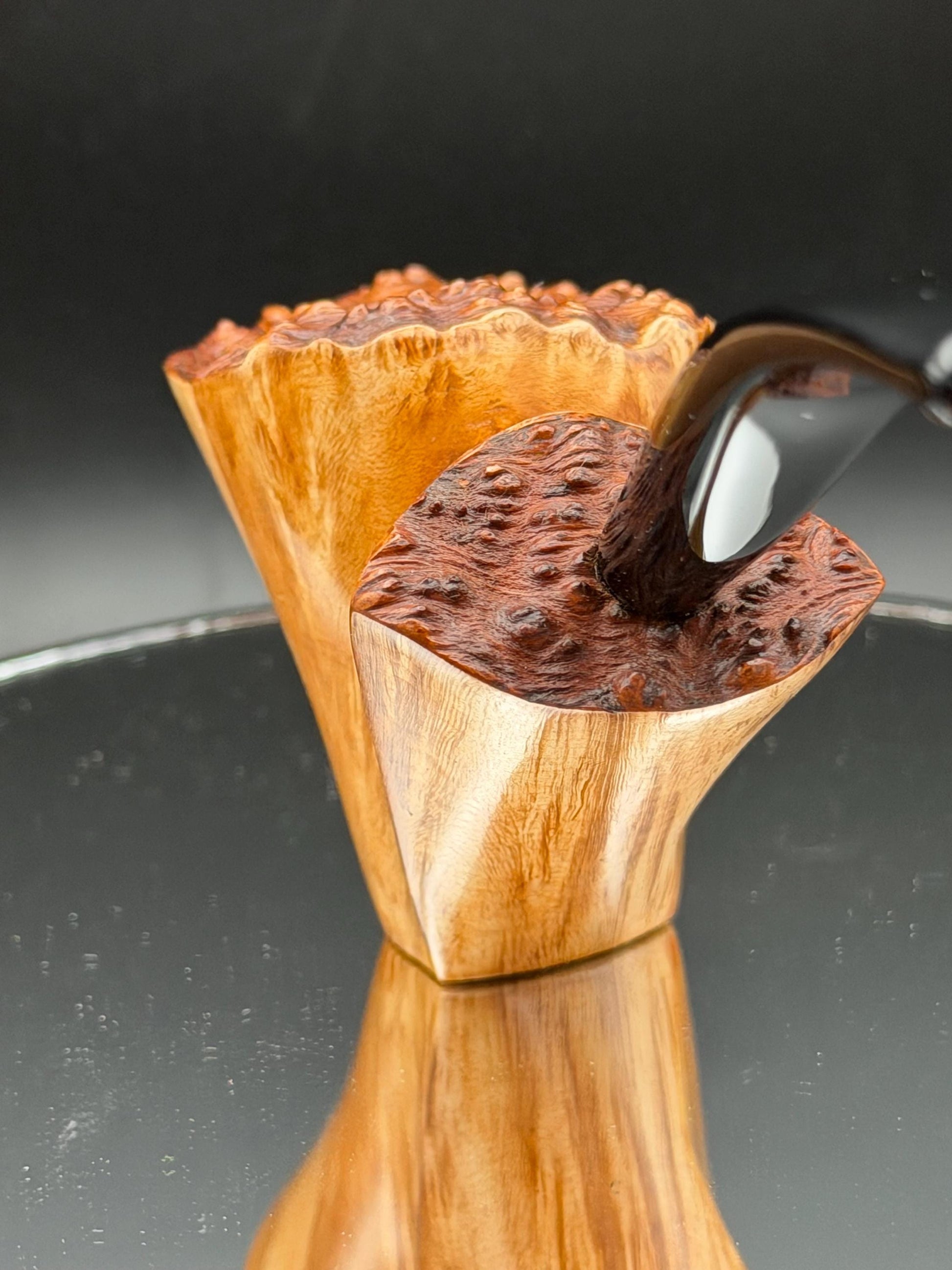 Handmade briar tobacco pipe