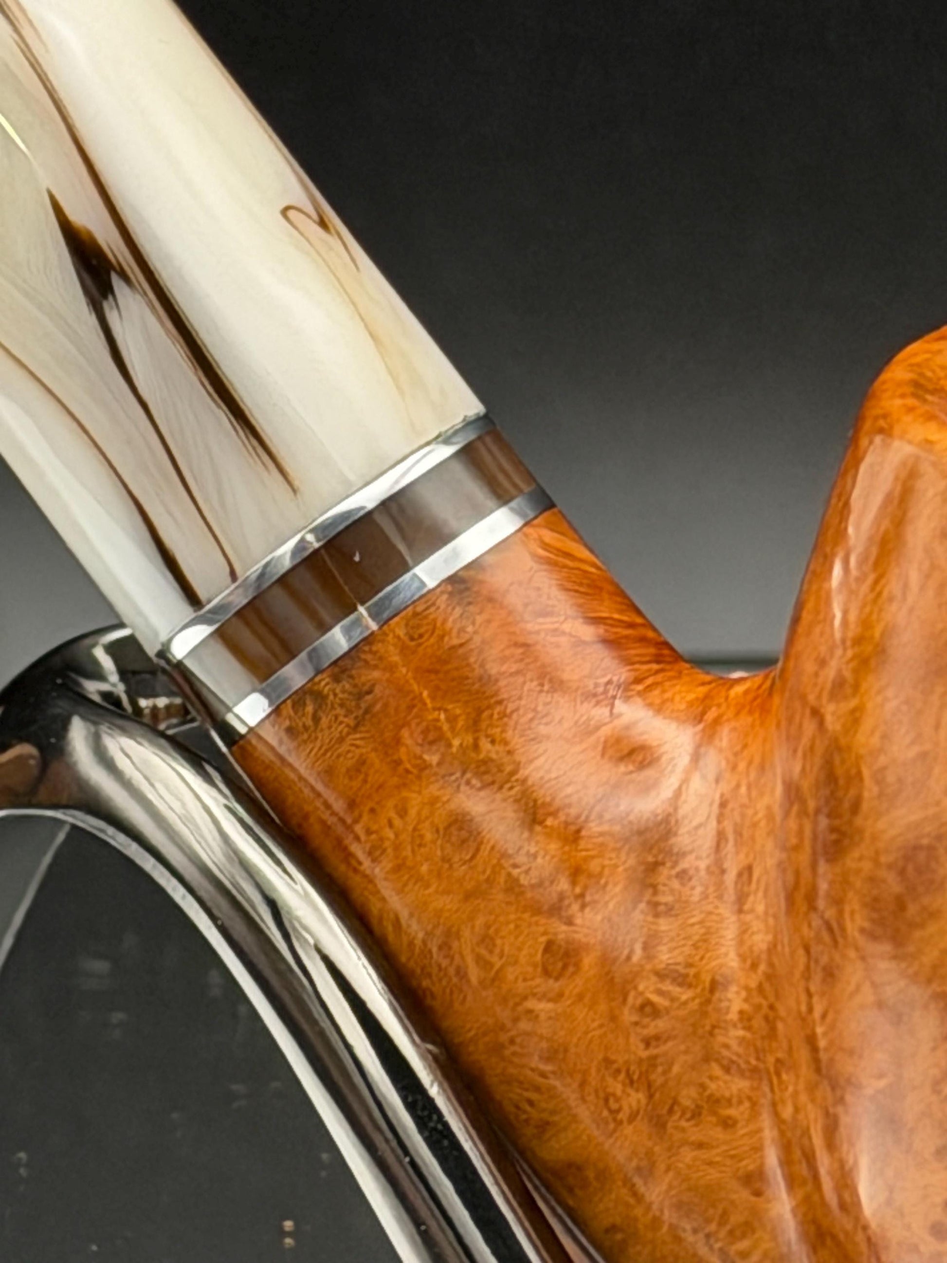 Handmade briar tobacco pipe
