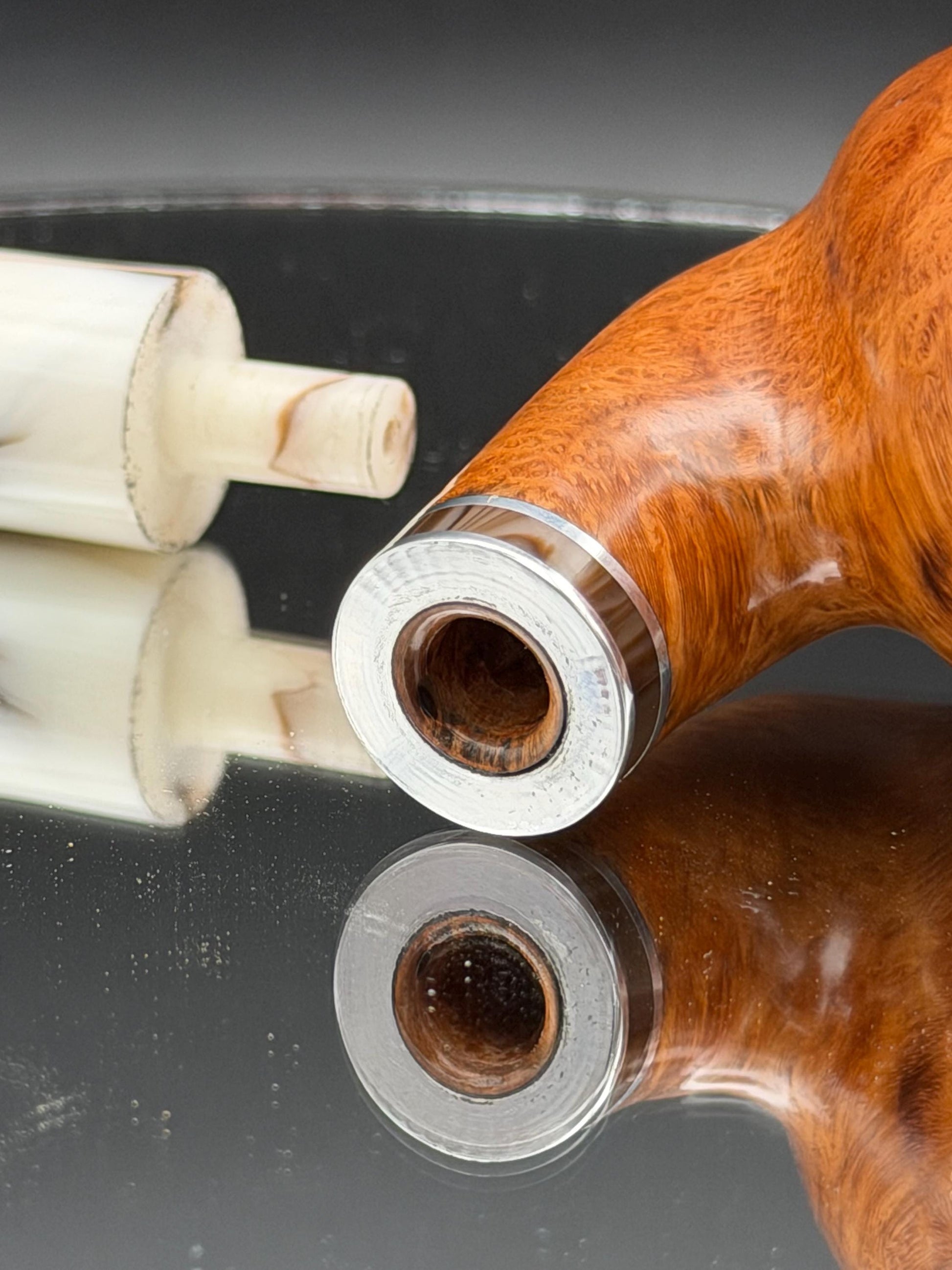 Handmade briar tobacco pipe