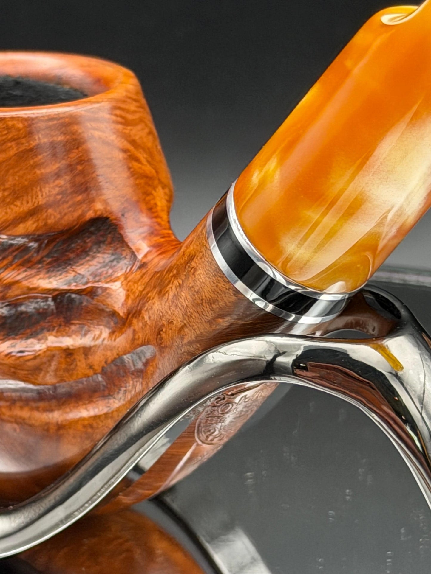 Handmade briar tobacco pipe