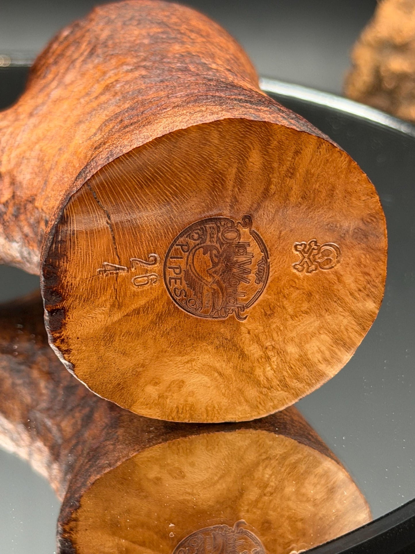 Handmade briar tobacco pipe