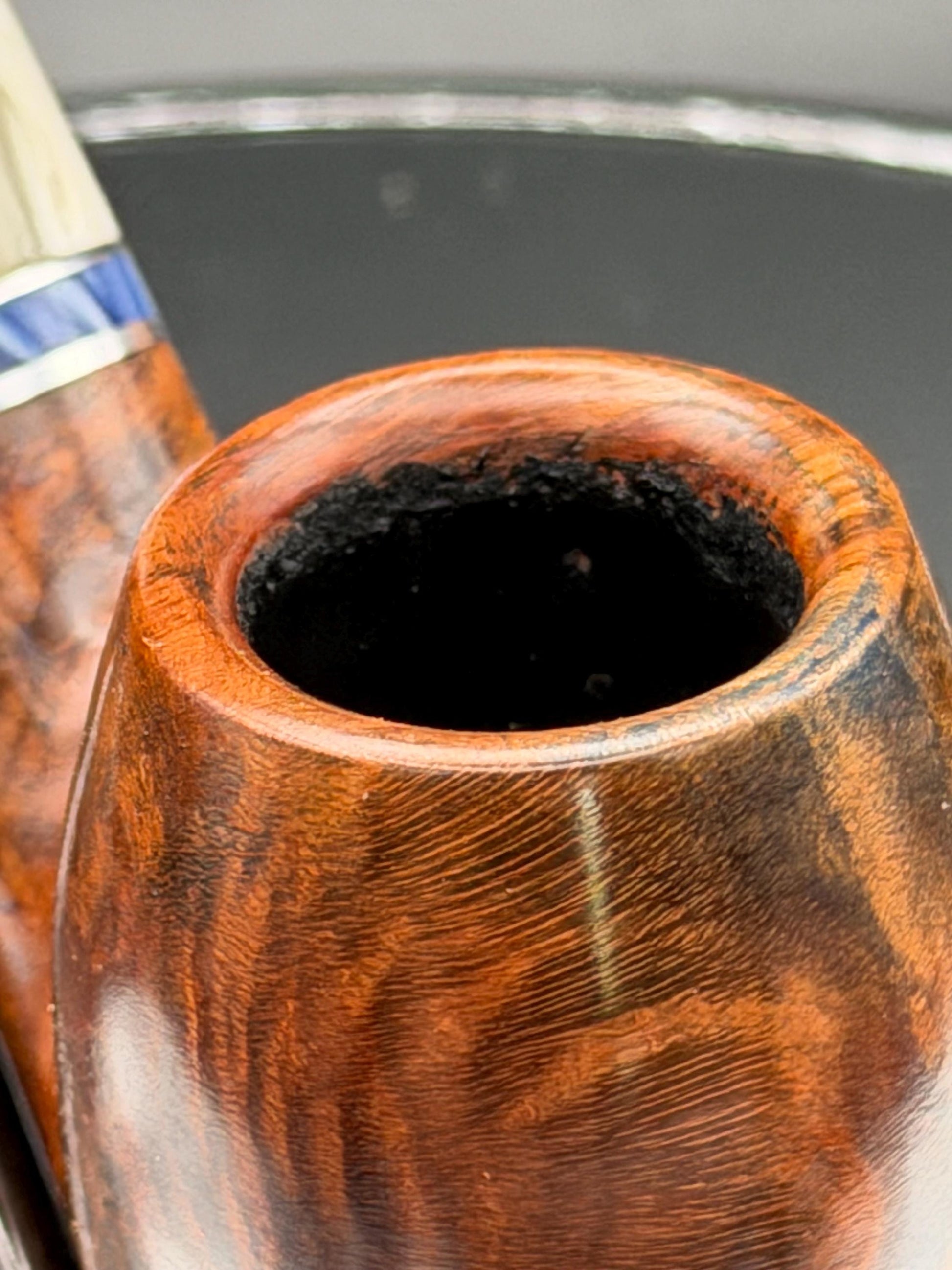 Handmade briar tobacco pipe