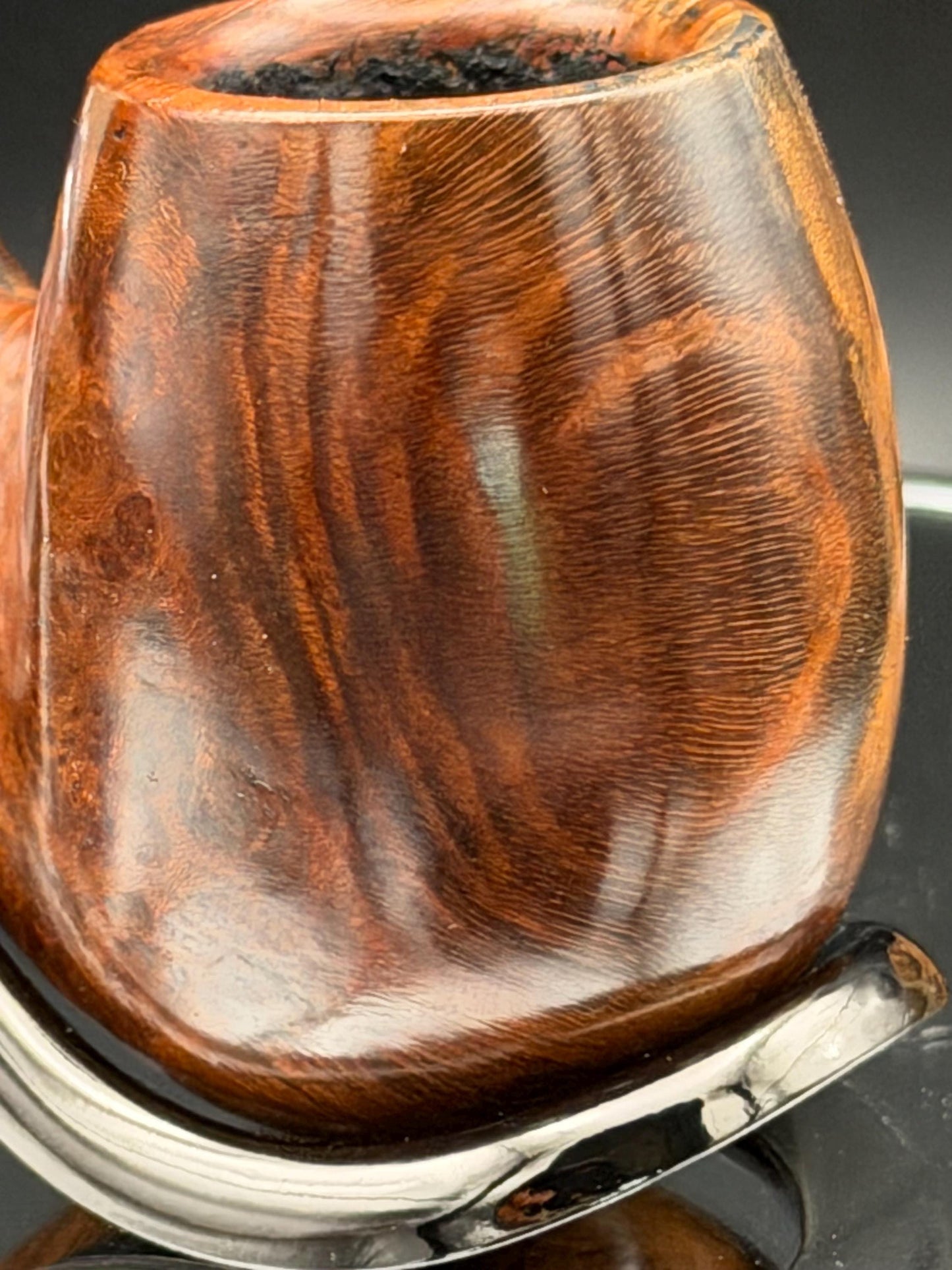 Handmade briar tobacco pipe