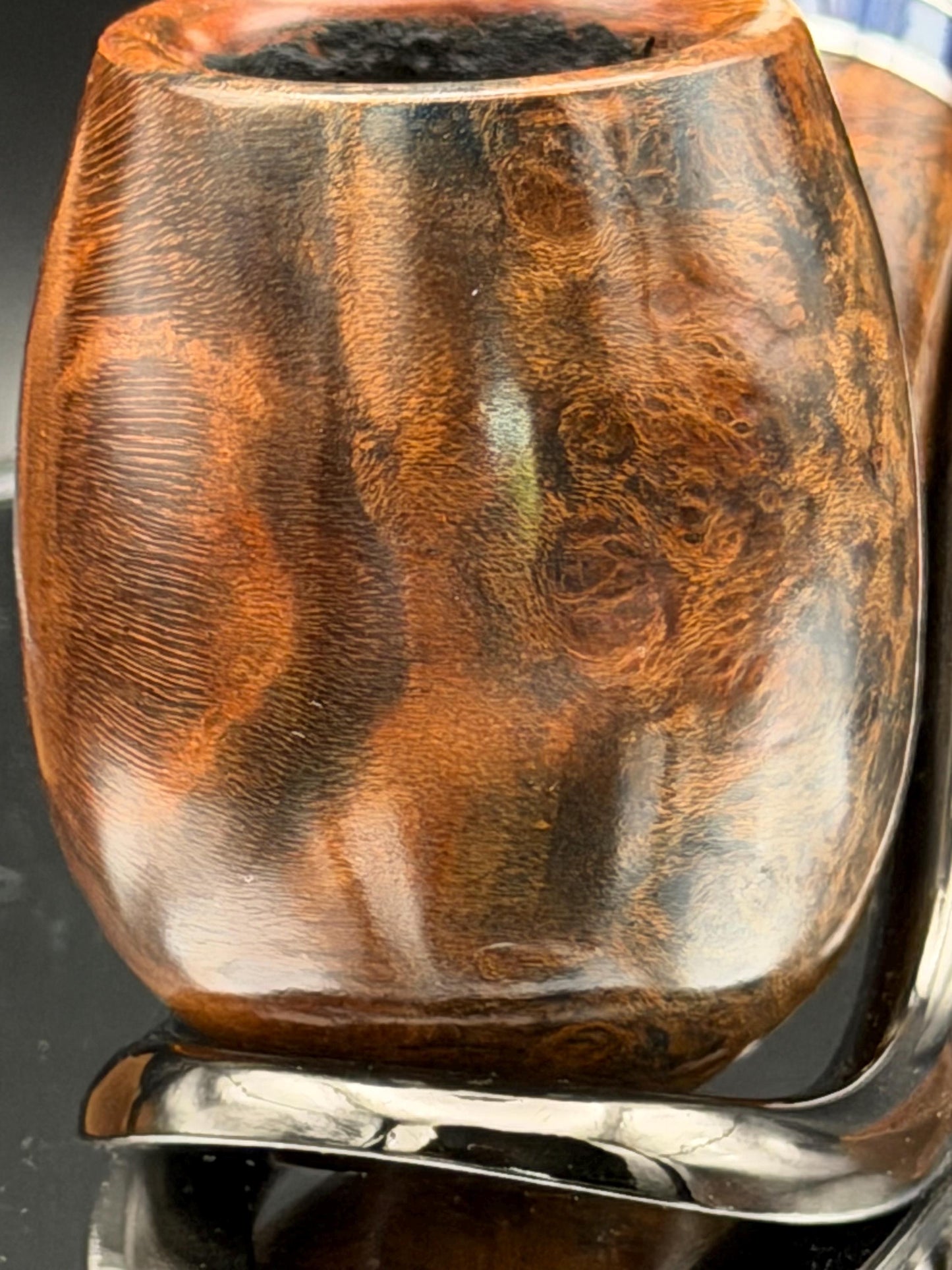 Handmade briar tobacco pipe