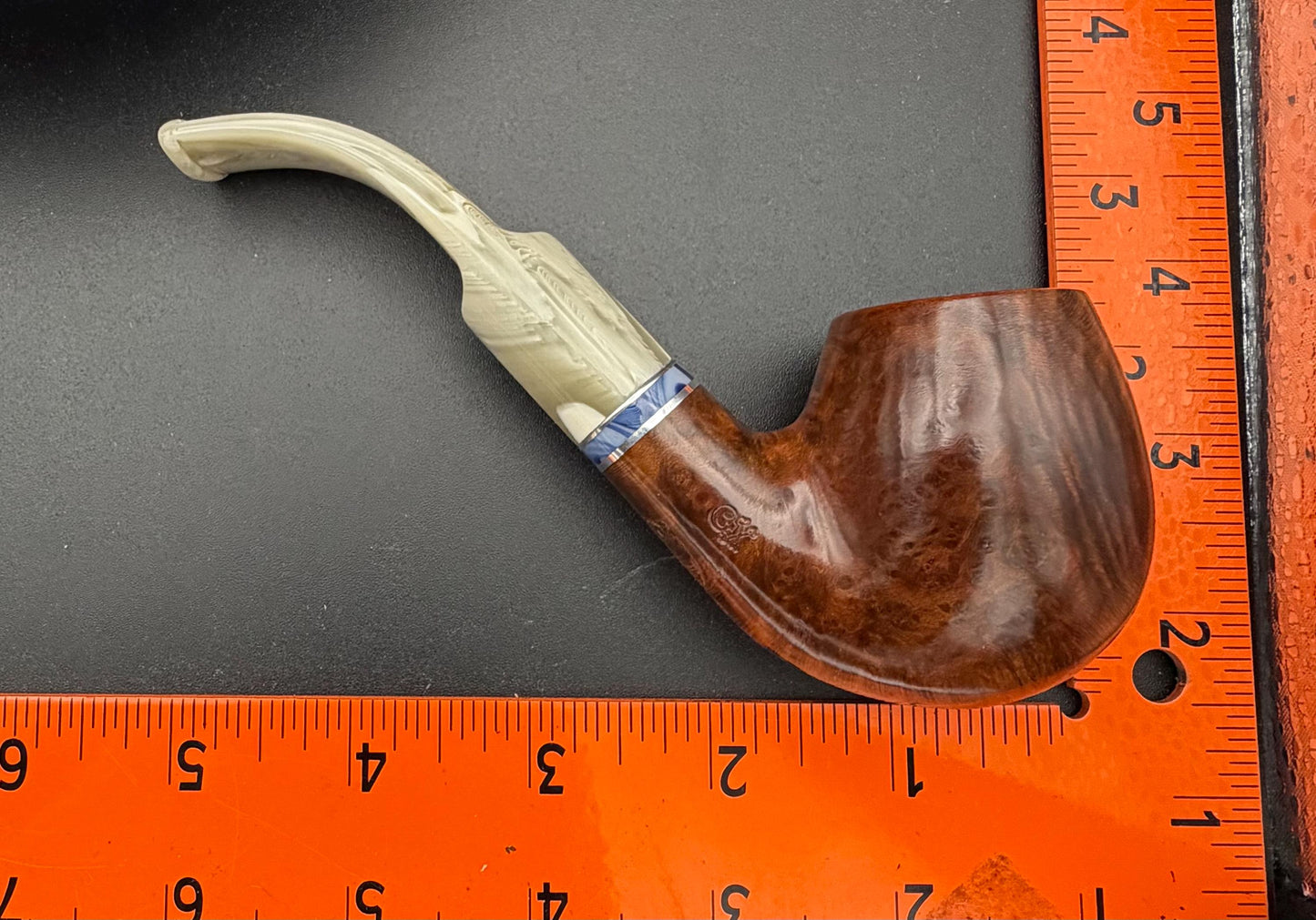Handmade briar tobacco pipe