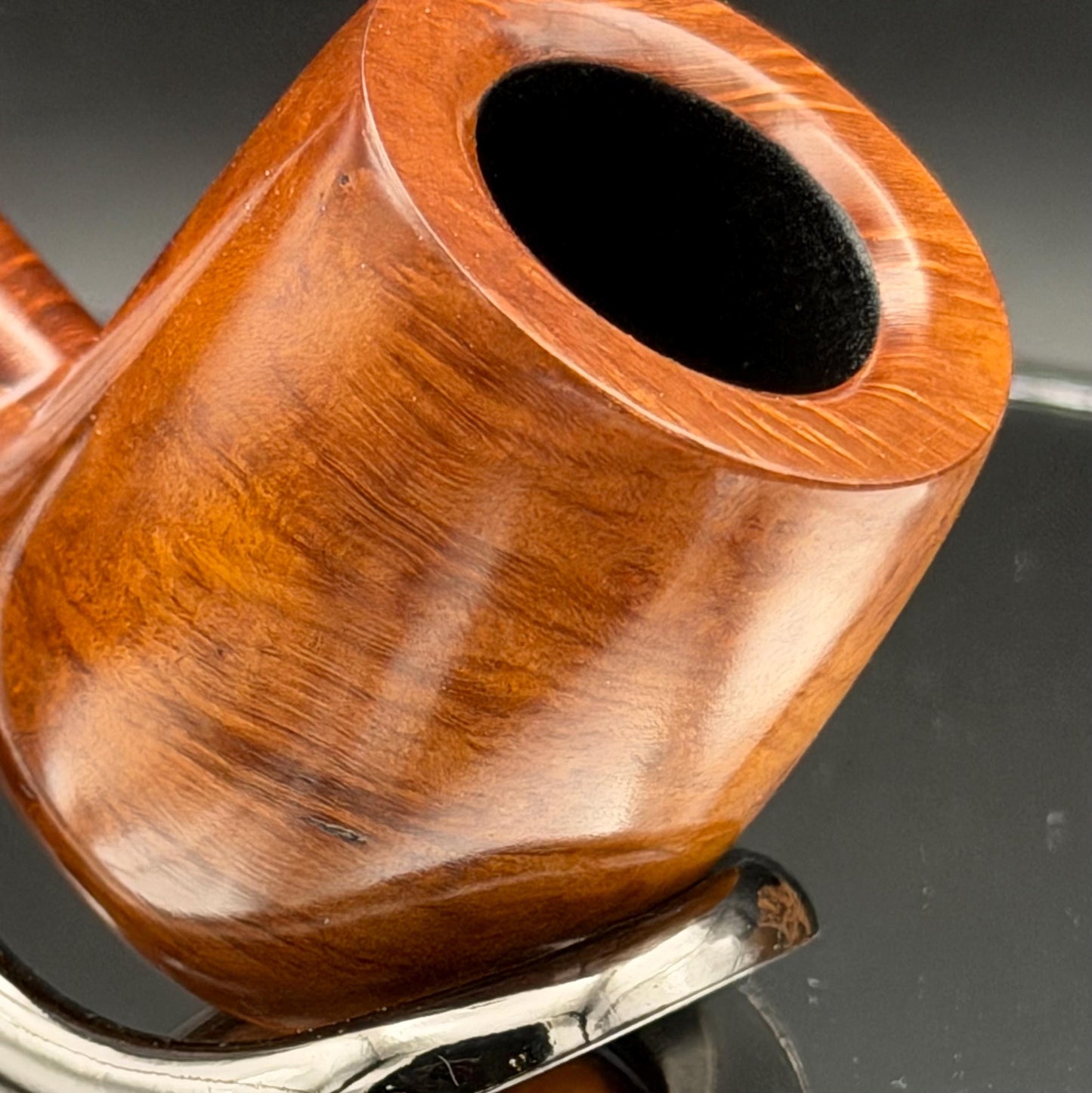 Handmade briar tobacco pipe