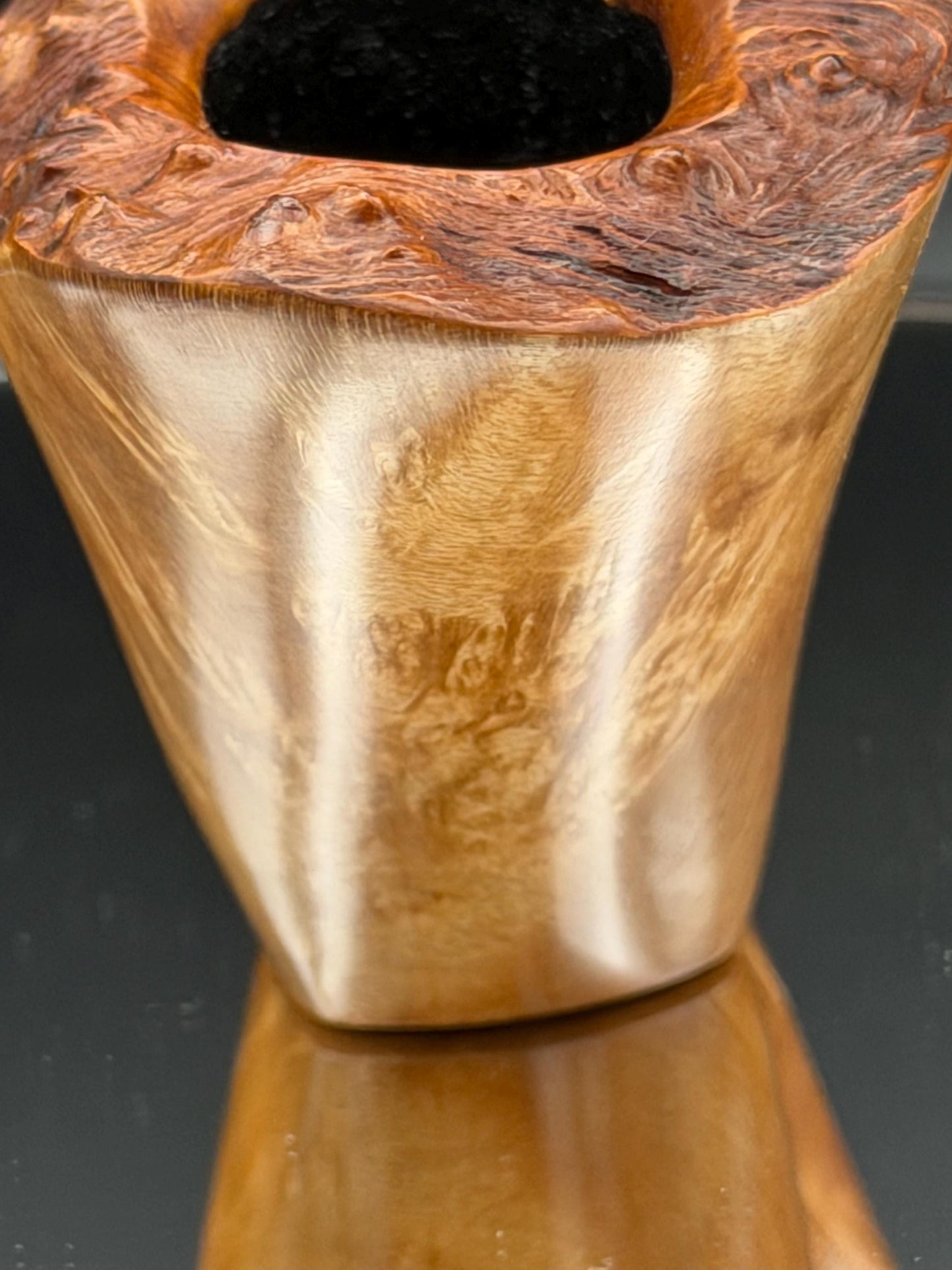 Handmade briar tobacco pipe