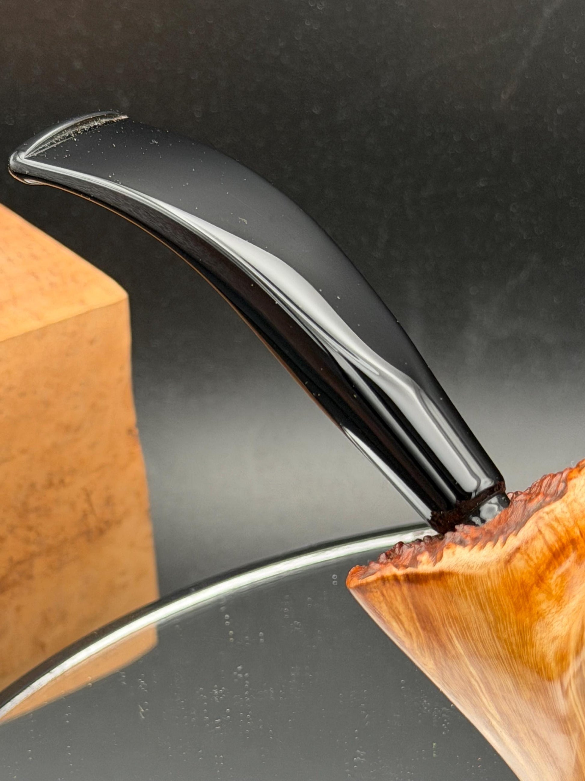 Handmade briar tobacco pipe
