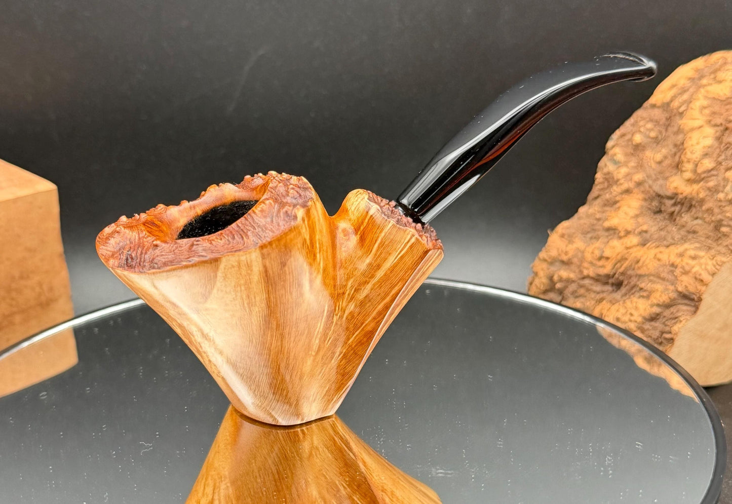 Handmade briar tobacco pipe