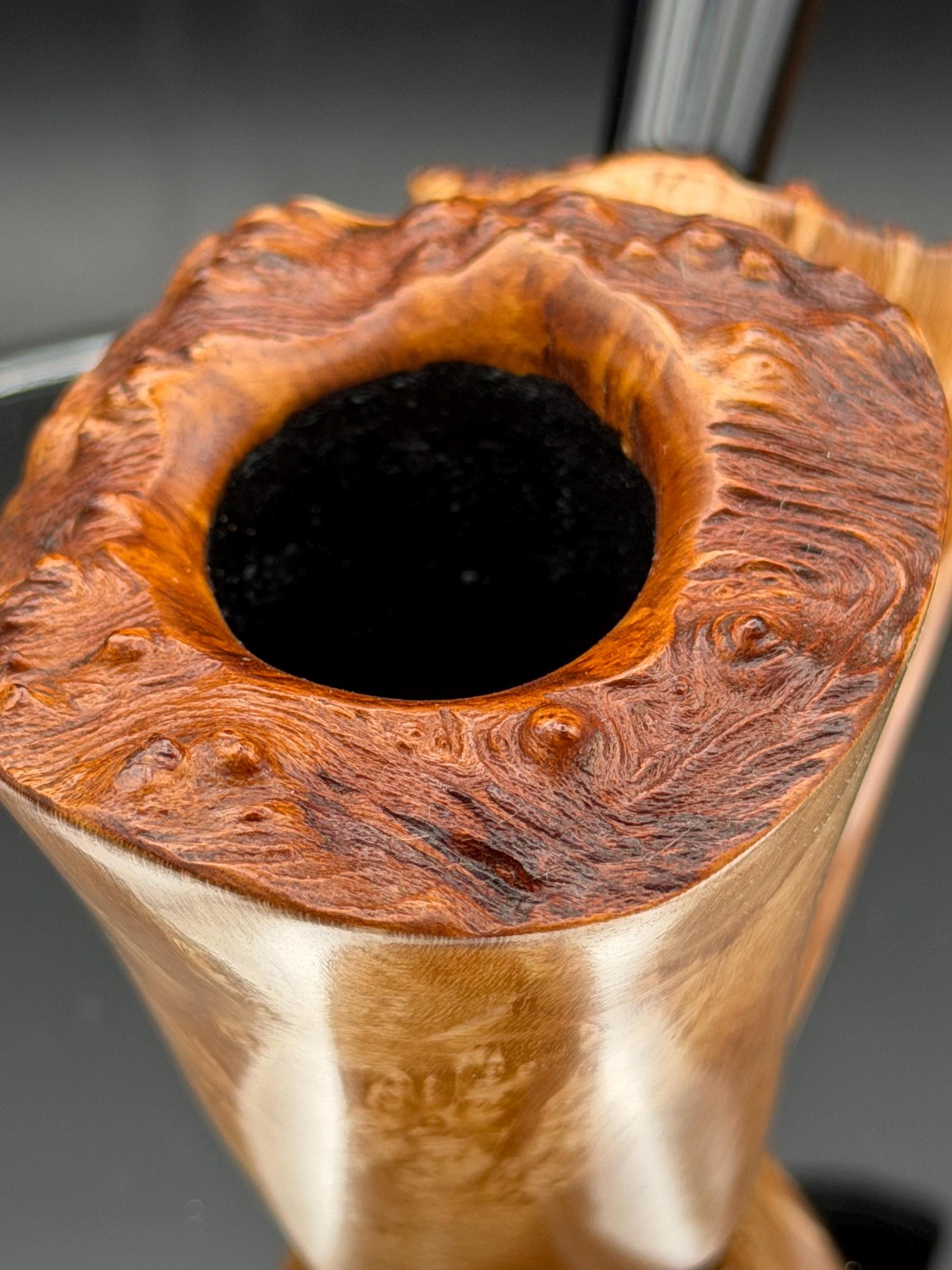 Handmade briar tobacco pipe