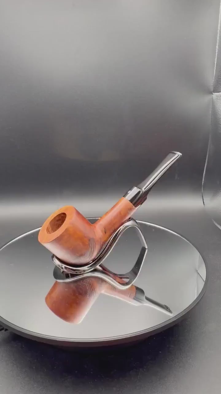Handmade briar tobacco pipe